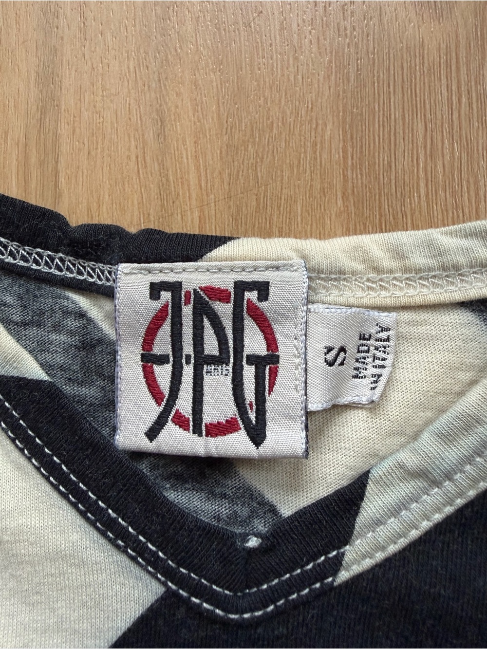 Vintage off-white-and-black John Paul Gaultier crop top - Picture 4 of 6